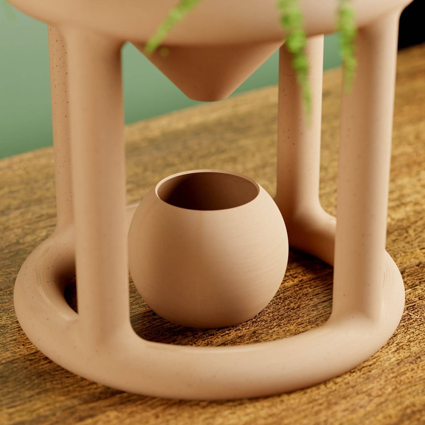 ODYSSEY Planter: Pure White / 7 Inches