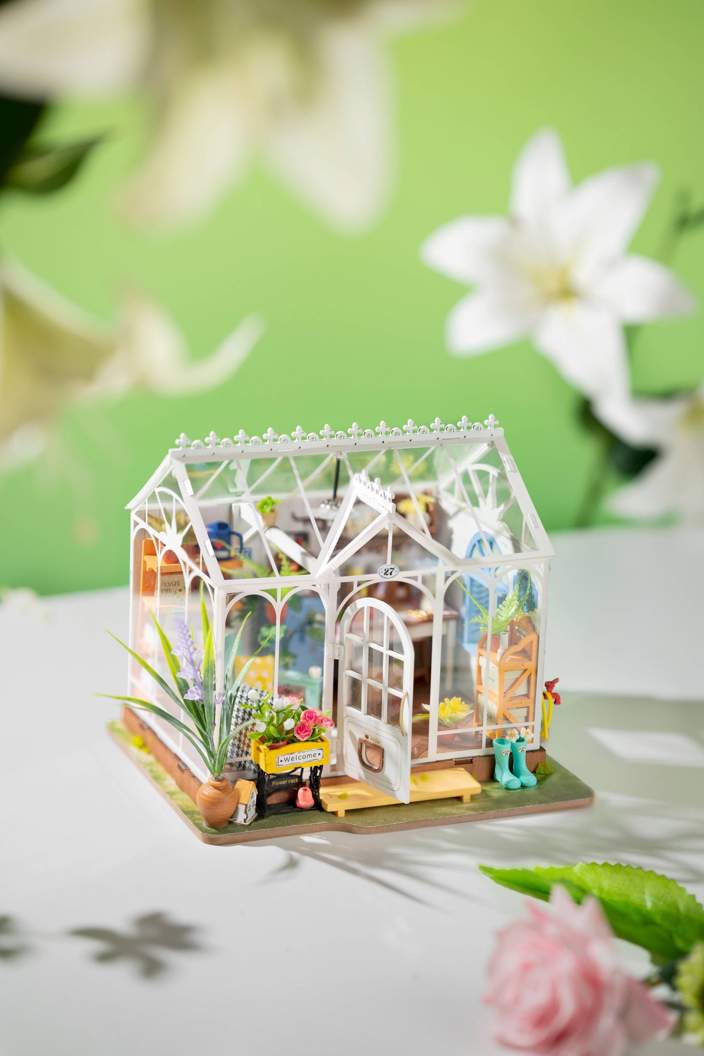 Dreamy Garden House DIY