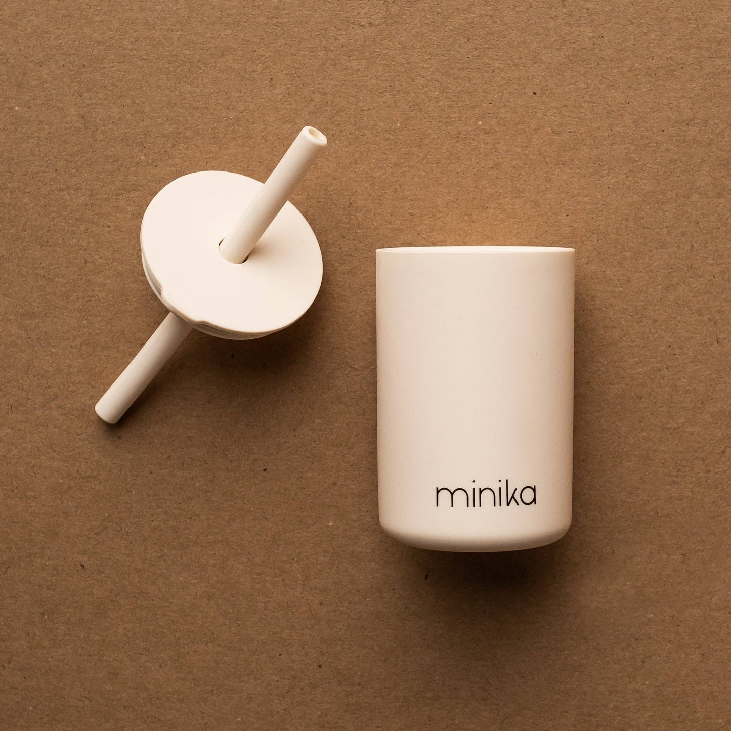 Straw cup with lid - Shell