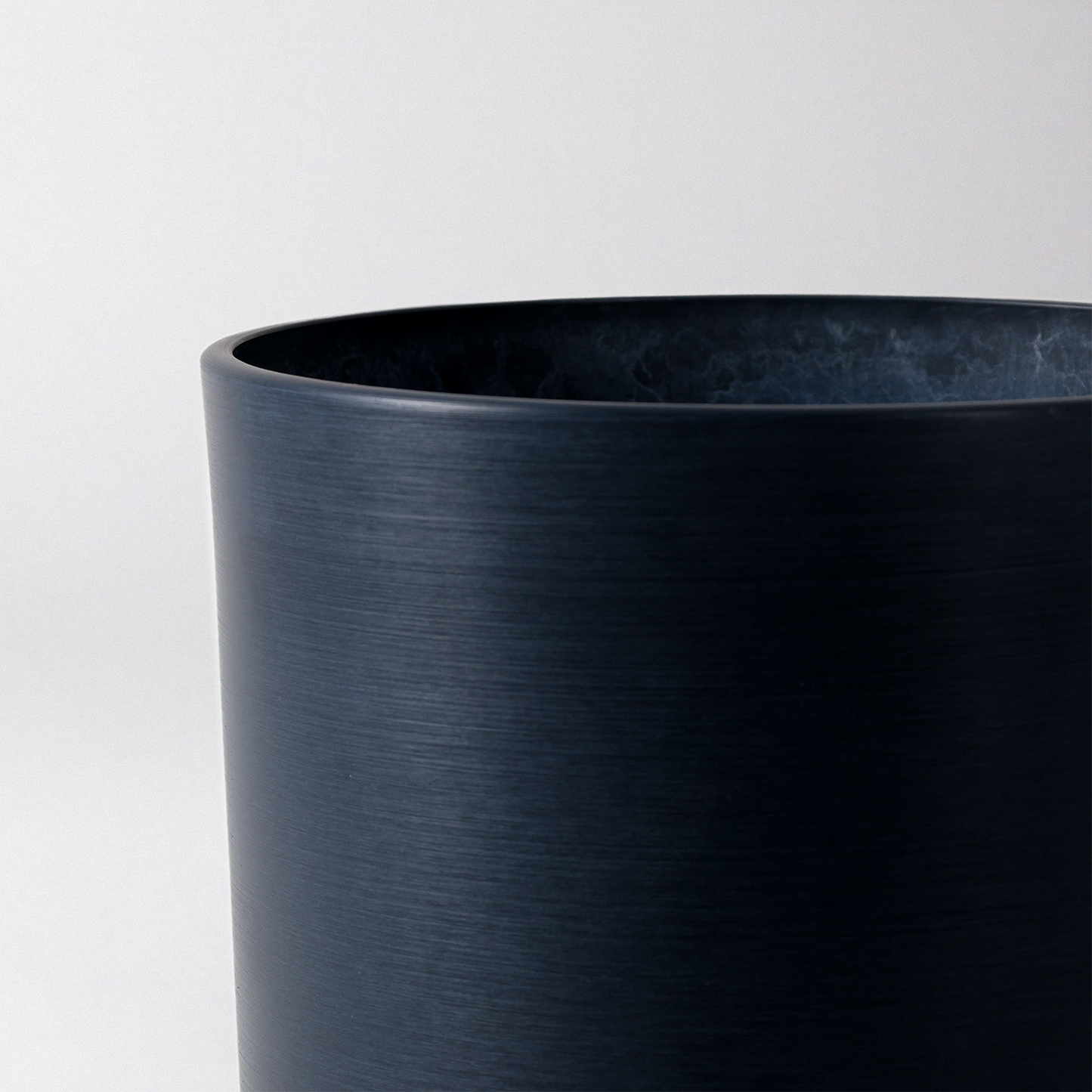 9" Signature Stone Planter & Saucer | Earth Tones