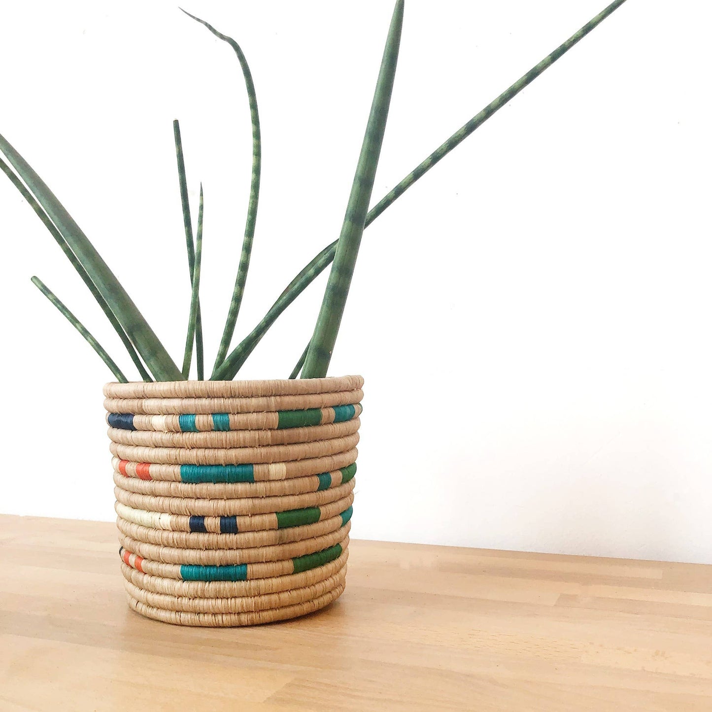 Butembo Basket Planter