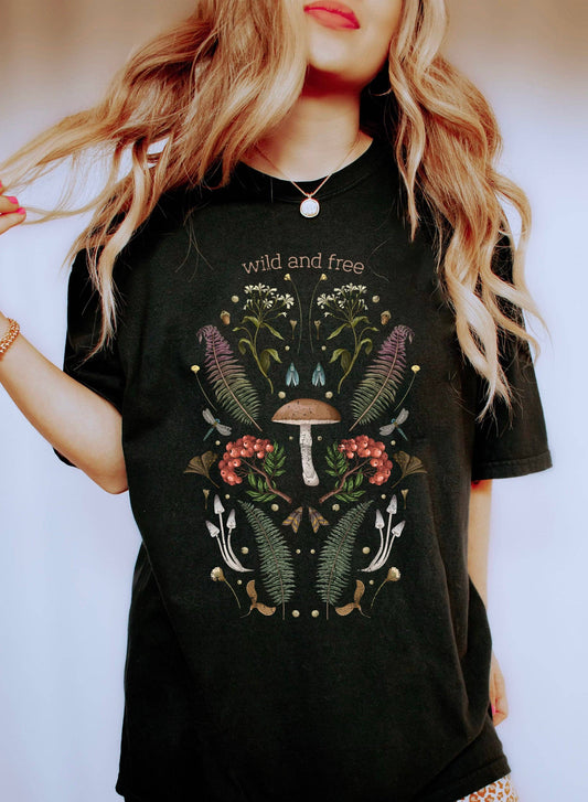 Wild And Free Mystical Vintage T-Shirt: Sandstone / M