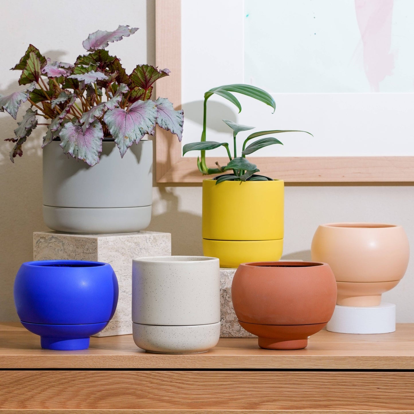 Sutton 15 Ceramic Self Watering Pot: Matte Black