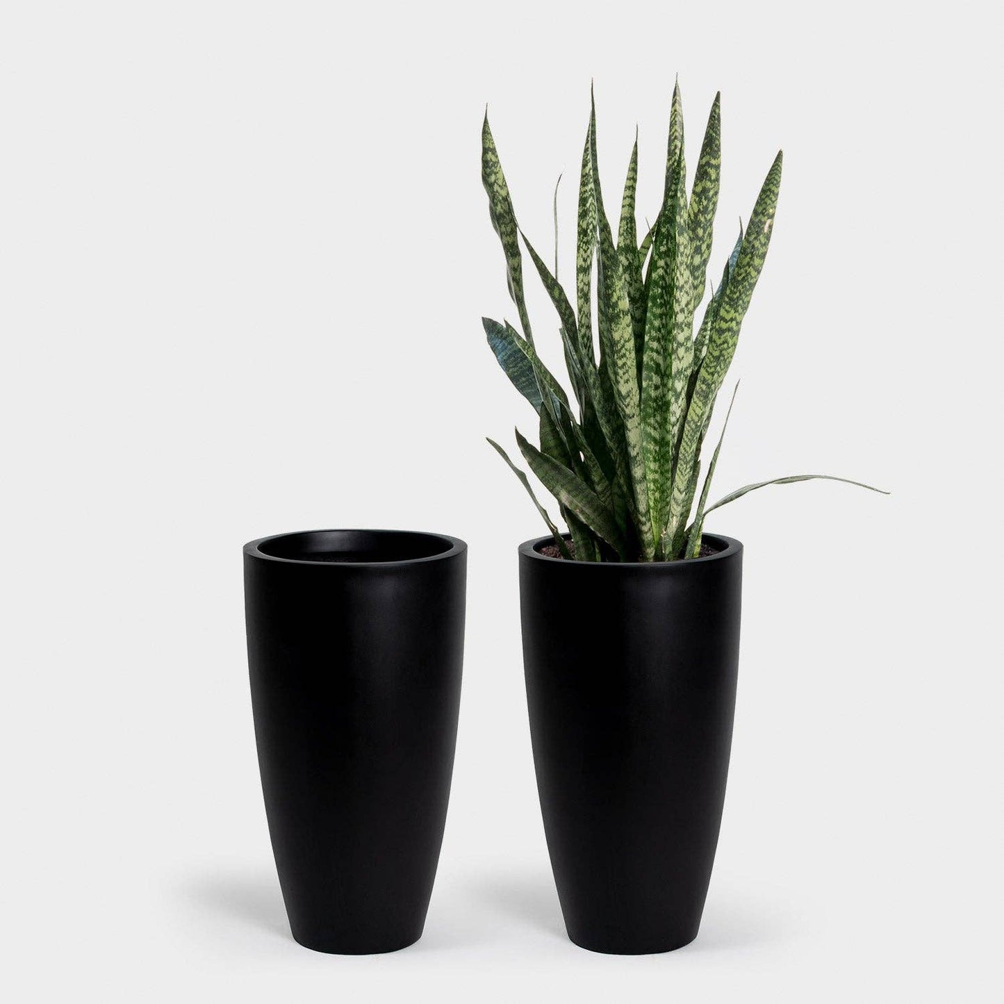 Newel 30 Large Planter