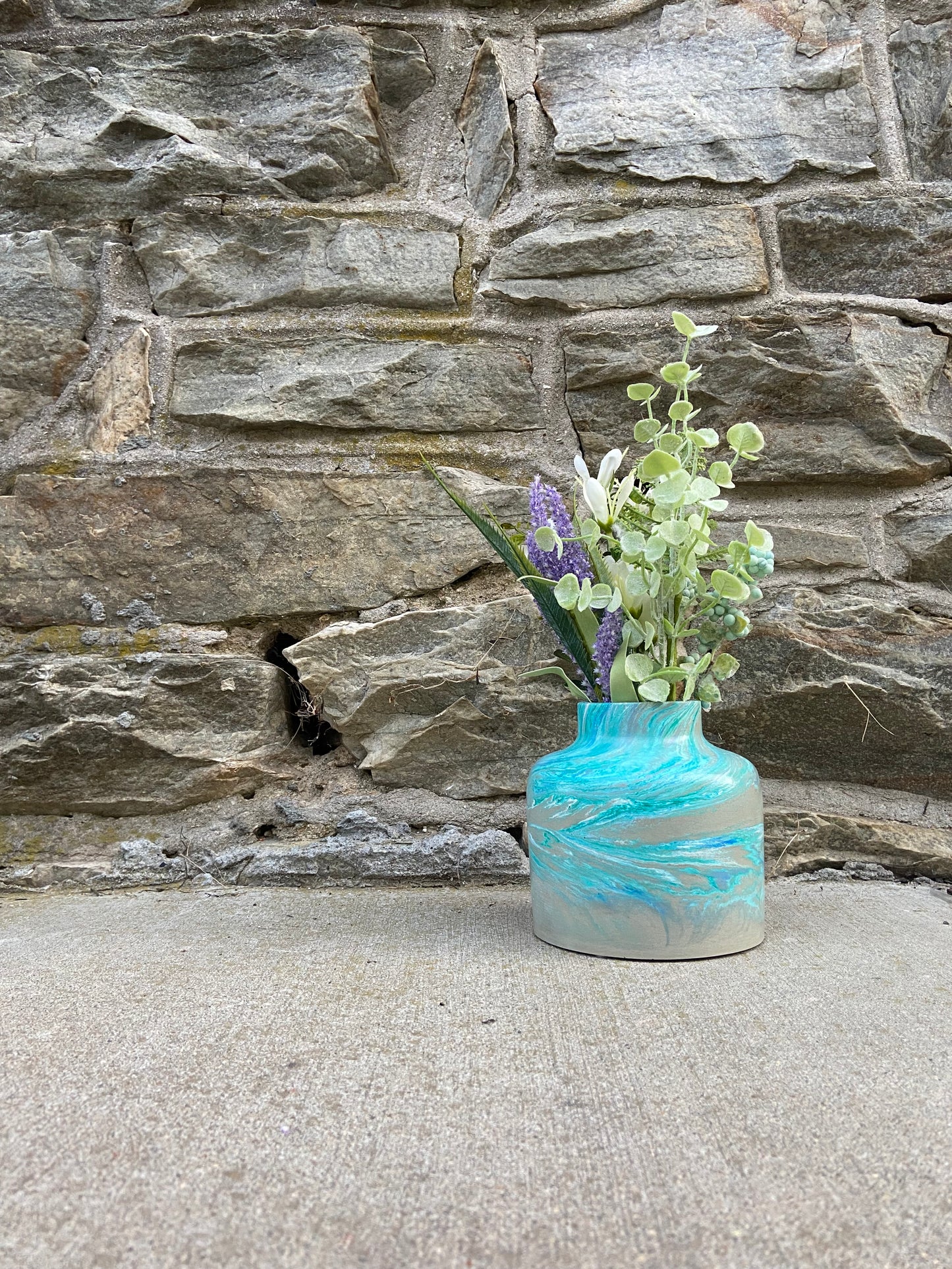'Cluck' Vase