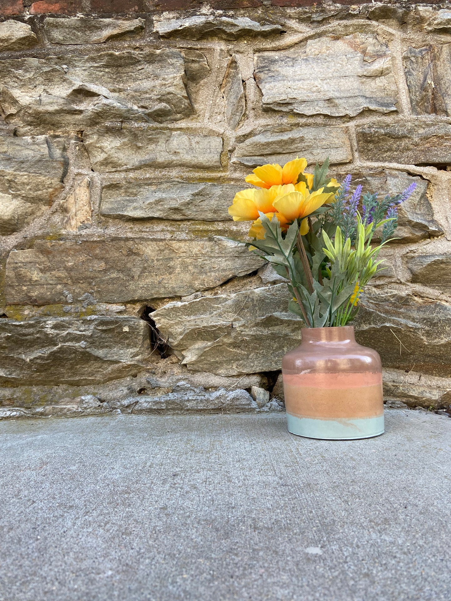 'Cluck' Vase