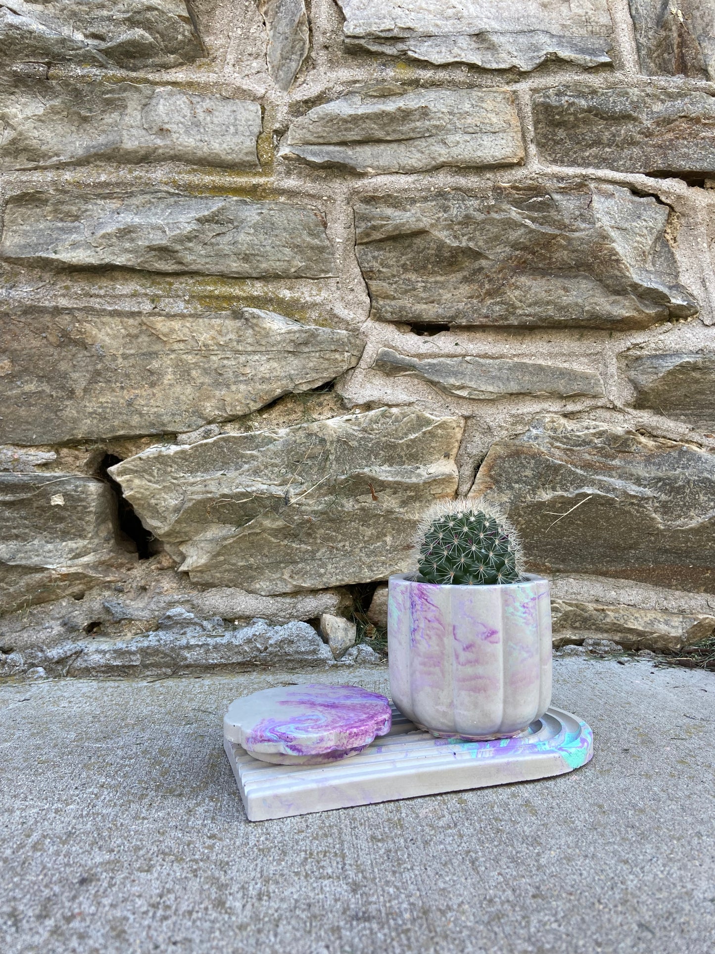 3.5" 'Flower Power' Planter w/Lid