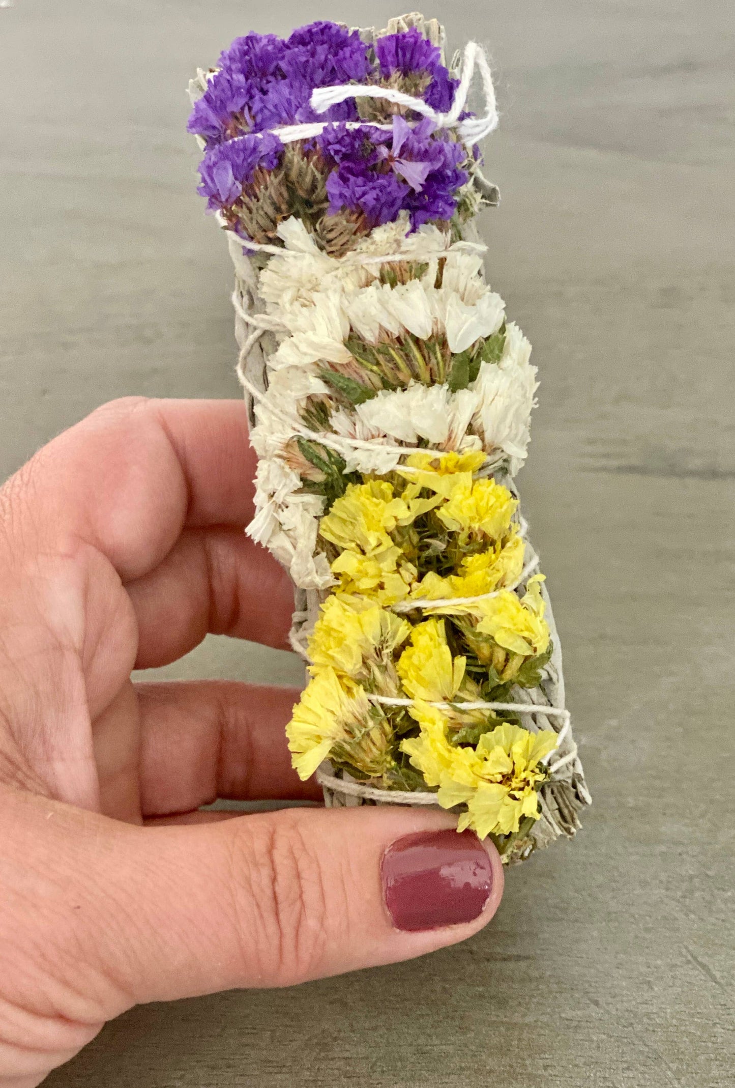 White Sage w/ Multi Sinuata Flowers
