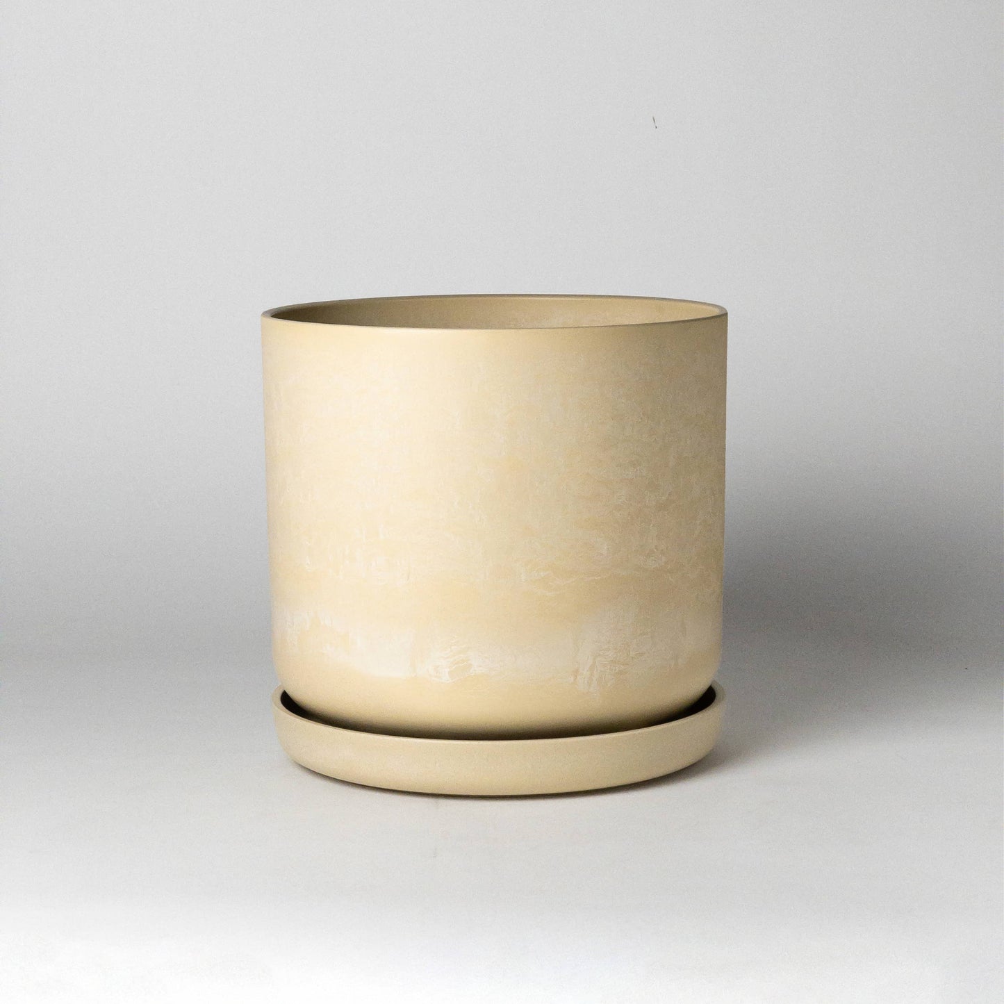 9" Signature Stone Planter & Saucer | Earth Tones