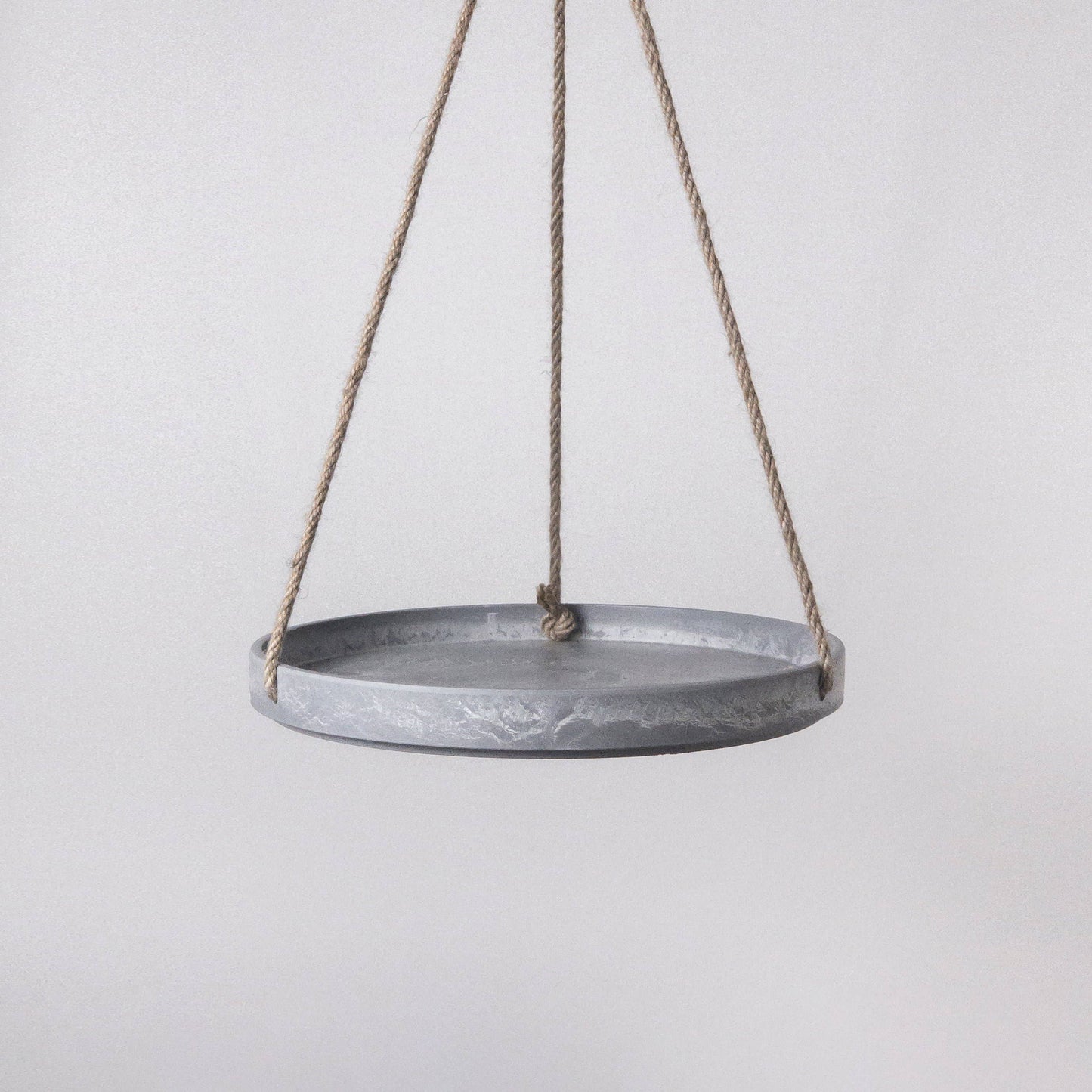 10" Signature Stone Hanging Tray: White Stone