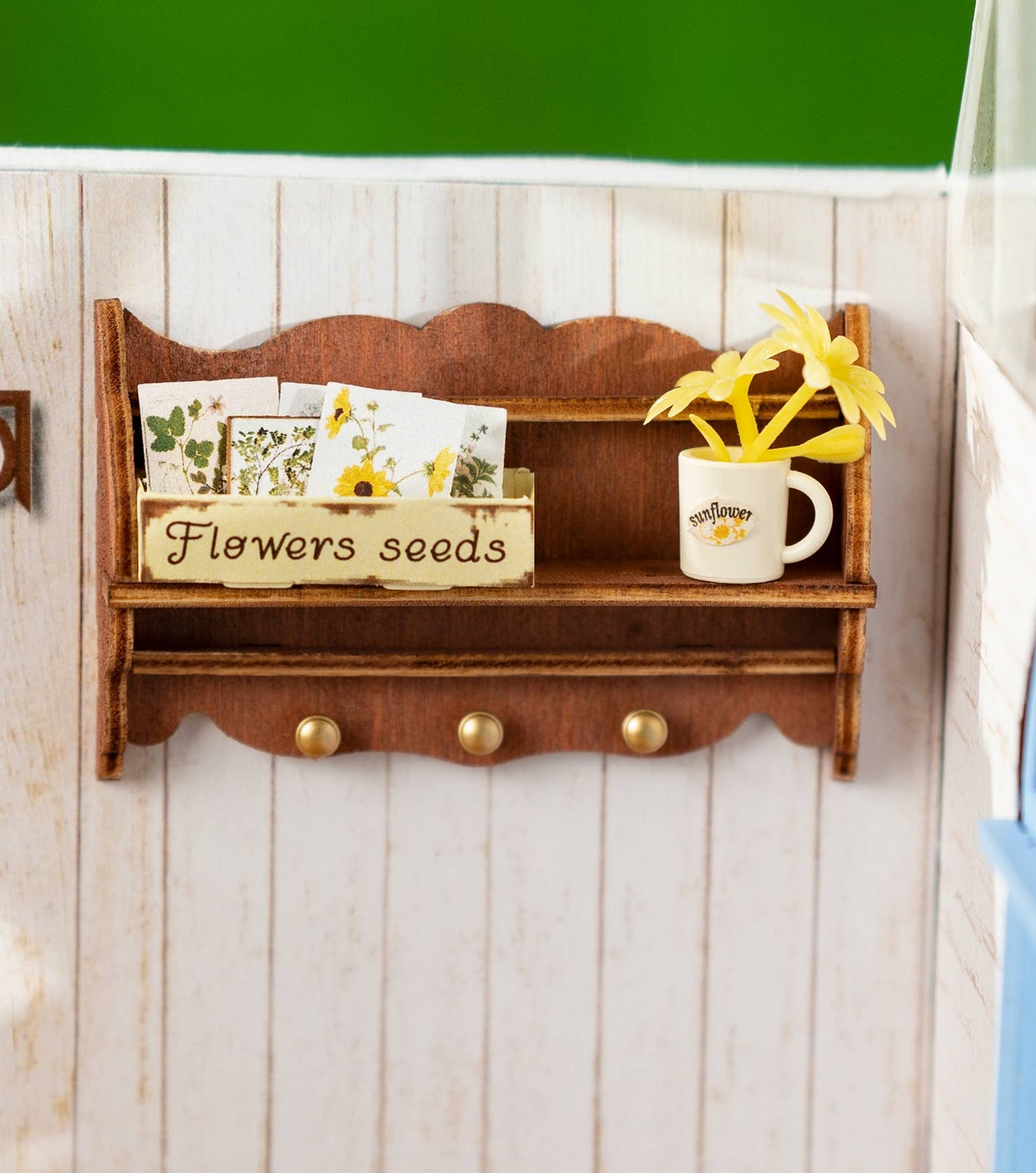 Dreamy Garden House DIY