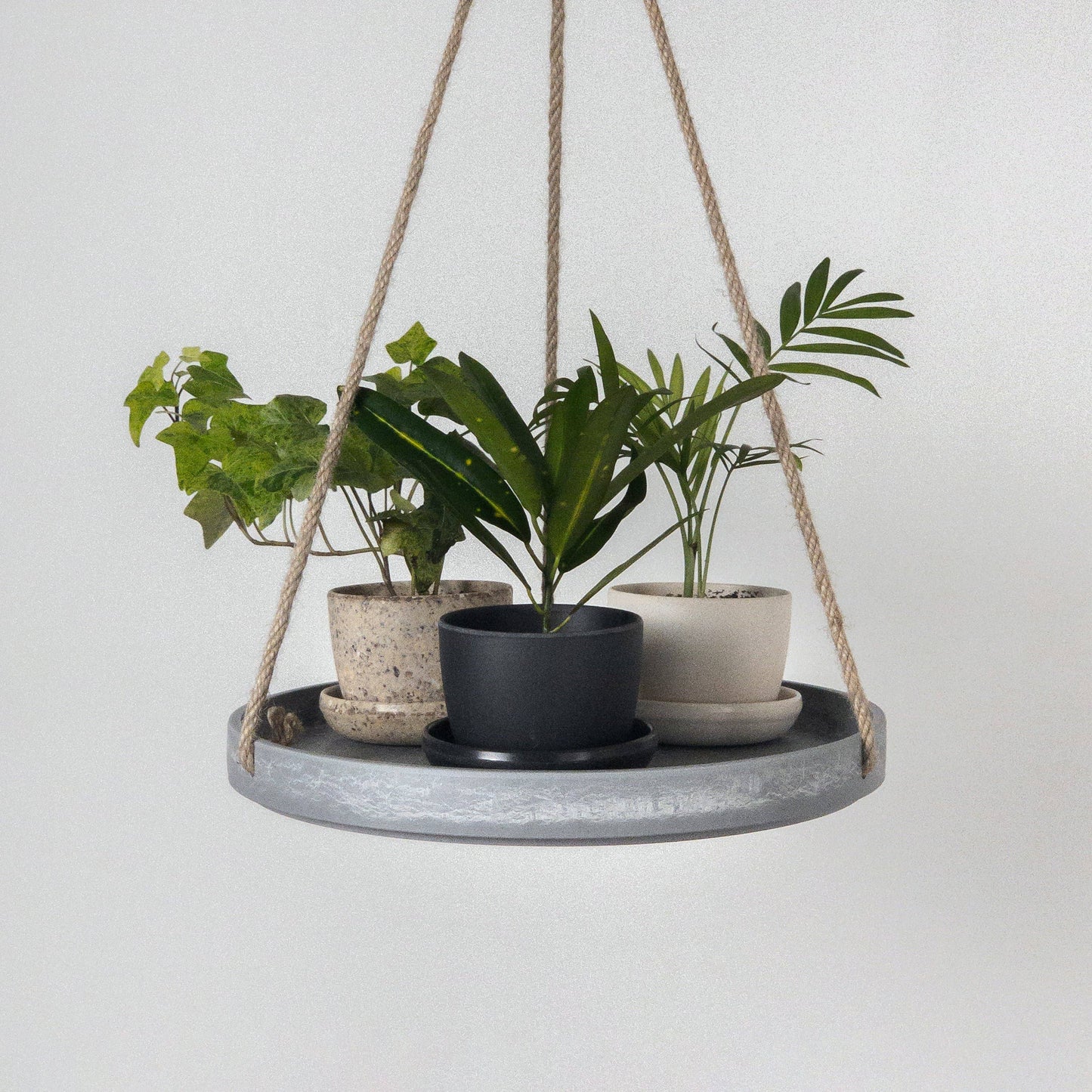 10" Signature Stone Hanging Tray: White Stone