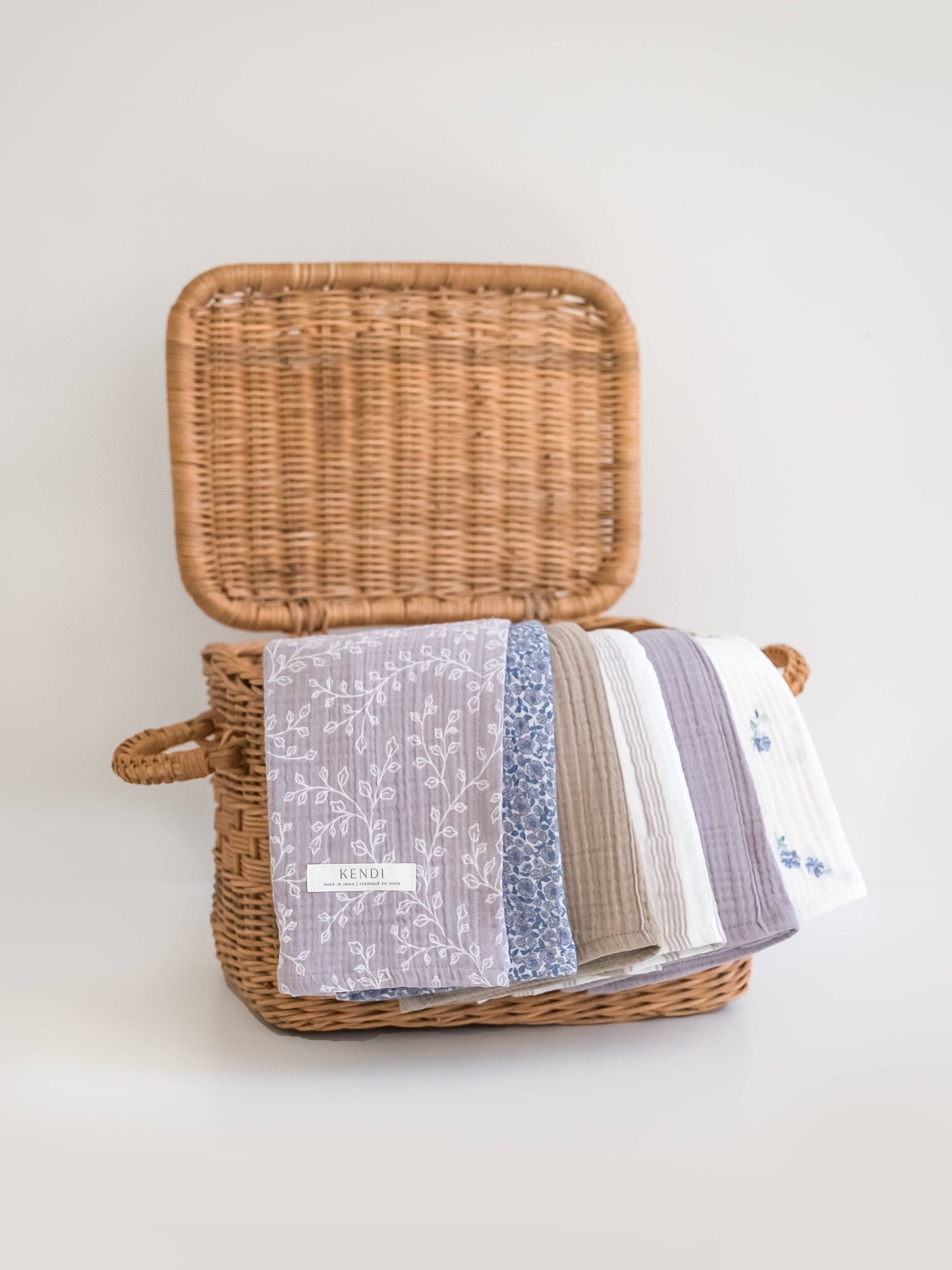 Organic Muslin Burp Cloth (2-pack) - Lucia + Elena Floral
