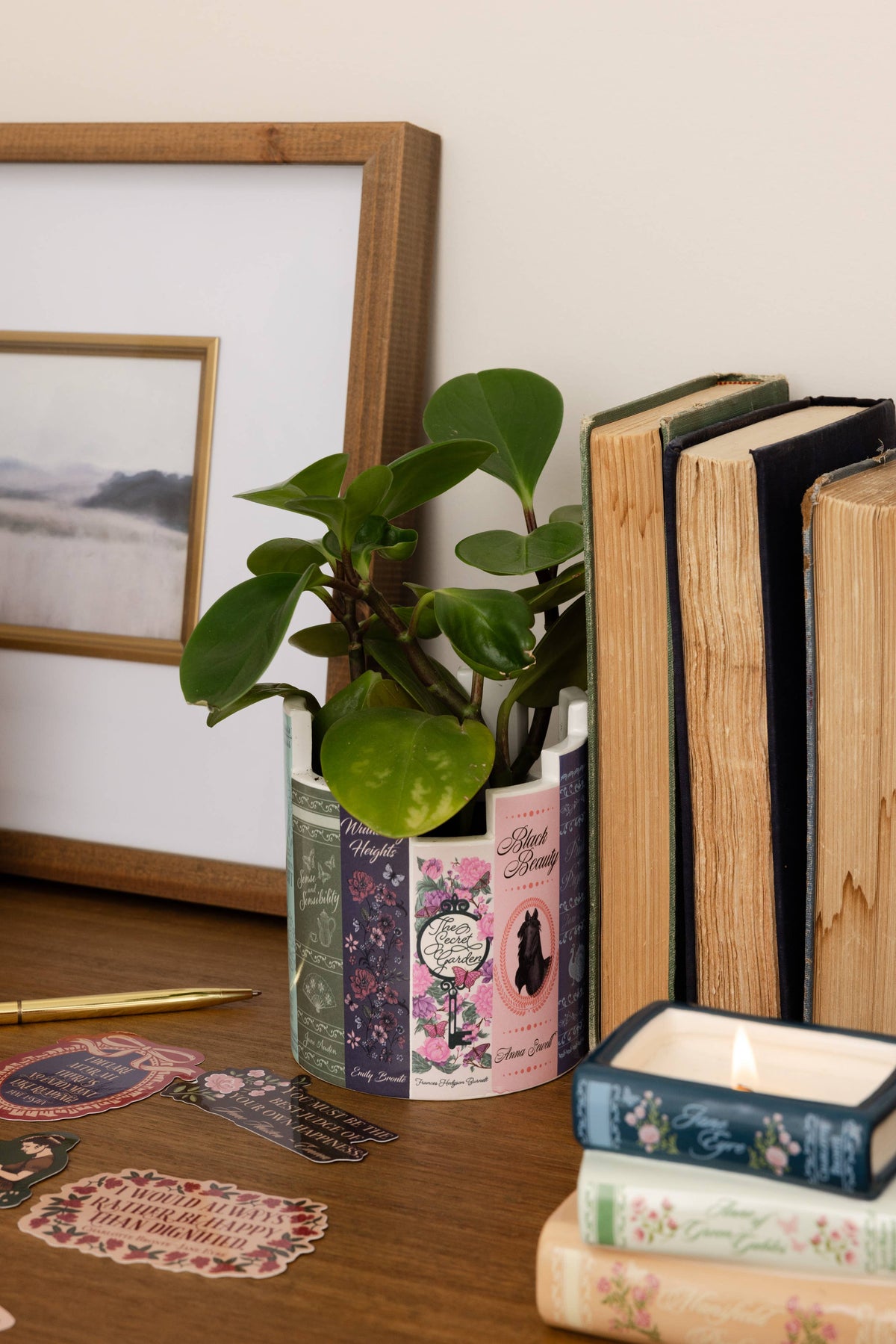 Ladies of Literature Book Pot