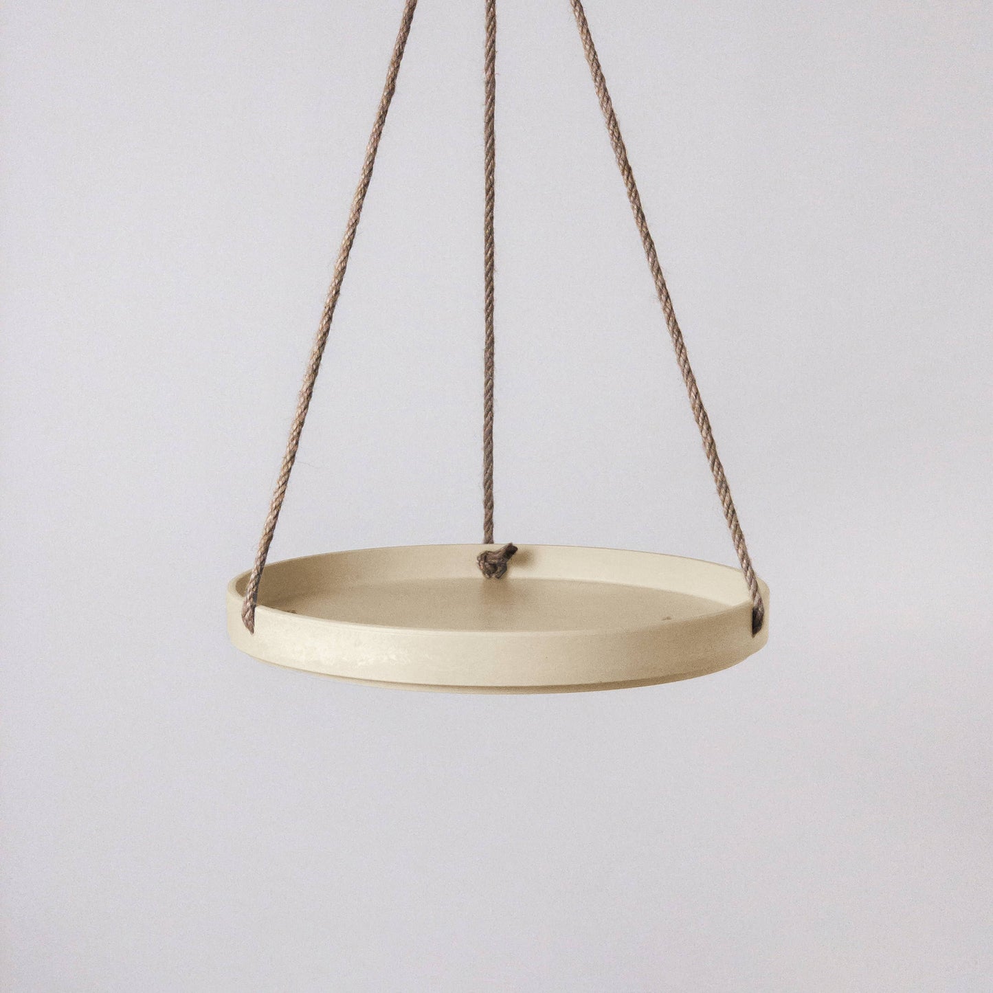 10" Signature Stone Hanging Tray: White Stone