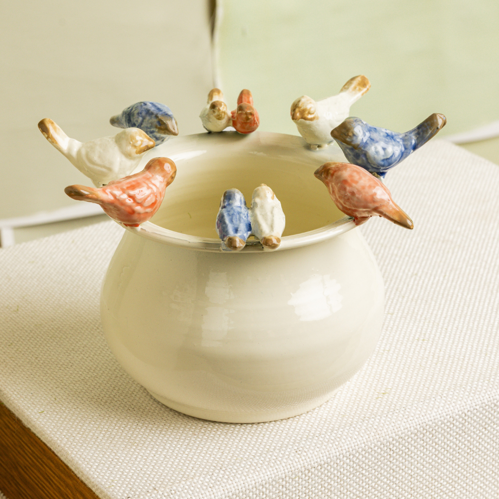 Birds on Rim