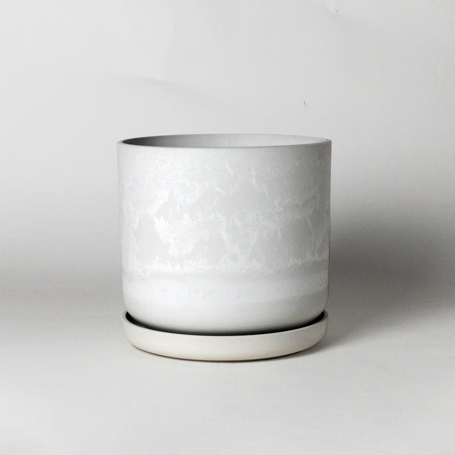 9" Signature Stone Planter & Saucer | Earth Tones