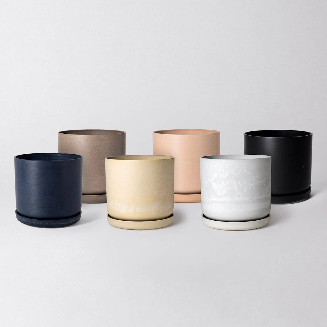 9" Signature Stone Planter & Saucer | Earth Tones