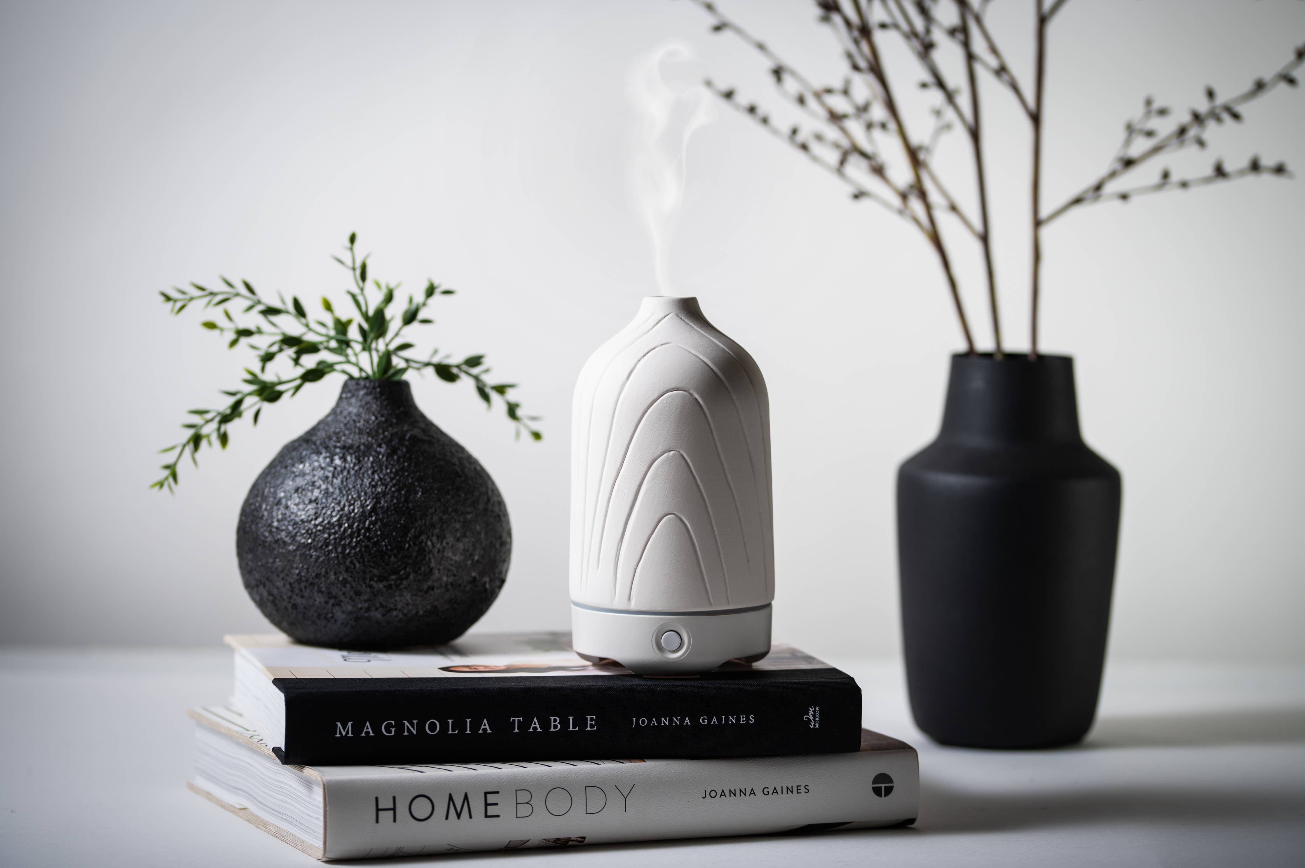 White Ceramic Wave Diffuser – The Green House